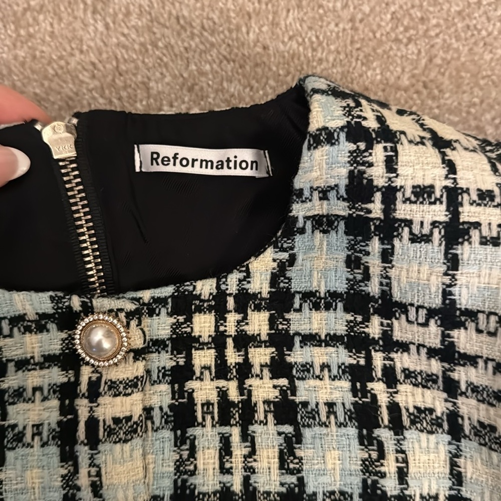 Reformation Nicky Top in Sky Tweed (size 4) - Picture 4 of 5
